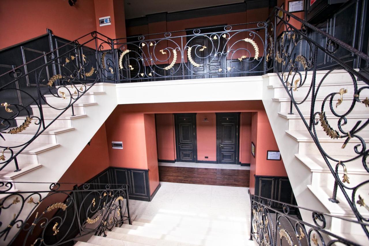 Plaza Hotel Köksetaw Buitenkant foto