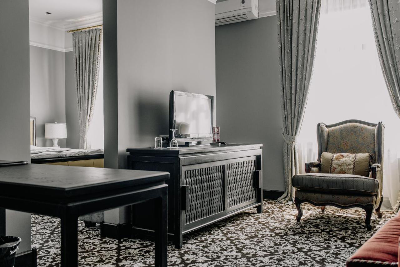 Plaza Hotel Köksetaw Buitenkant foto