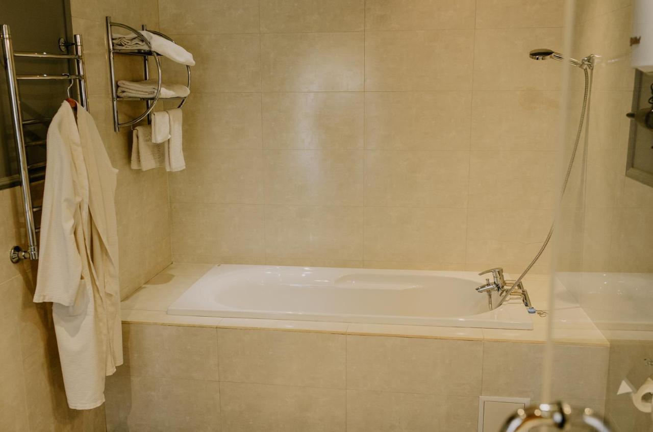 Plaza Hotel Köksetaw Buitenkant foto